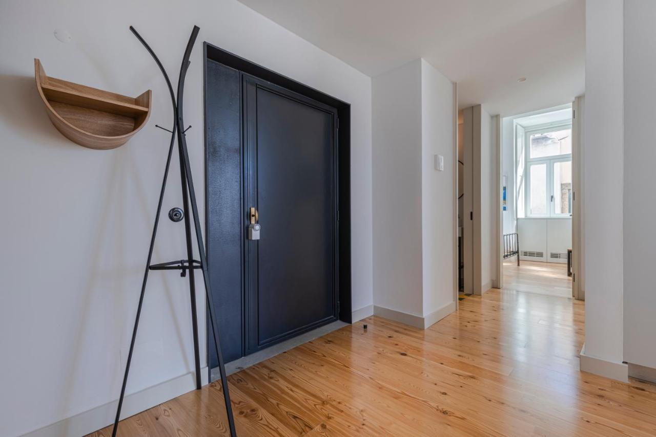 Glamorous 3Bdr Apartment In City Center By Lovelystay Lisbona Esterno foto