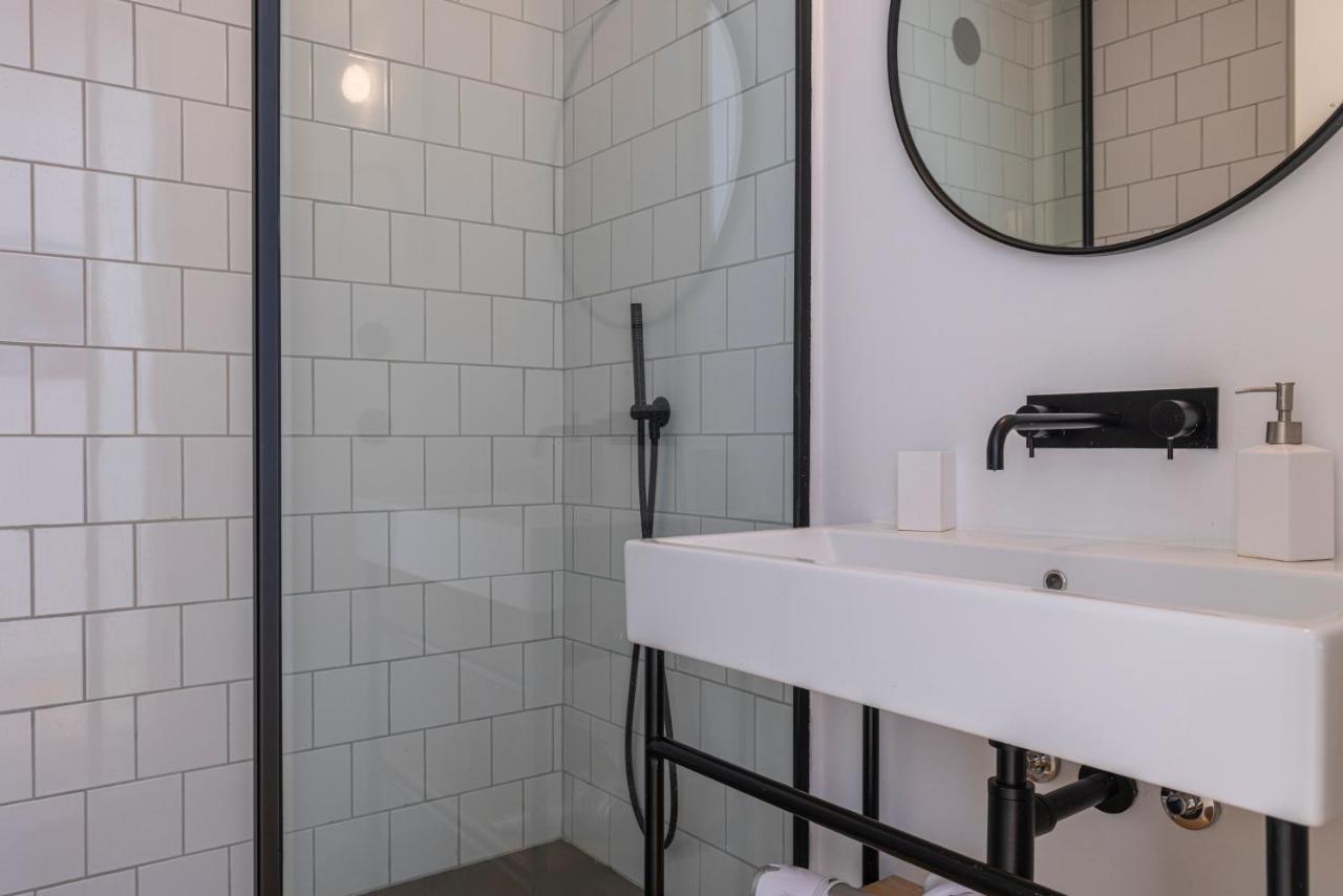 Glamorous 3Bdr Apartment In City Center By Lovelystay Lisbona Esterno foto