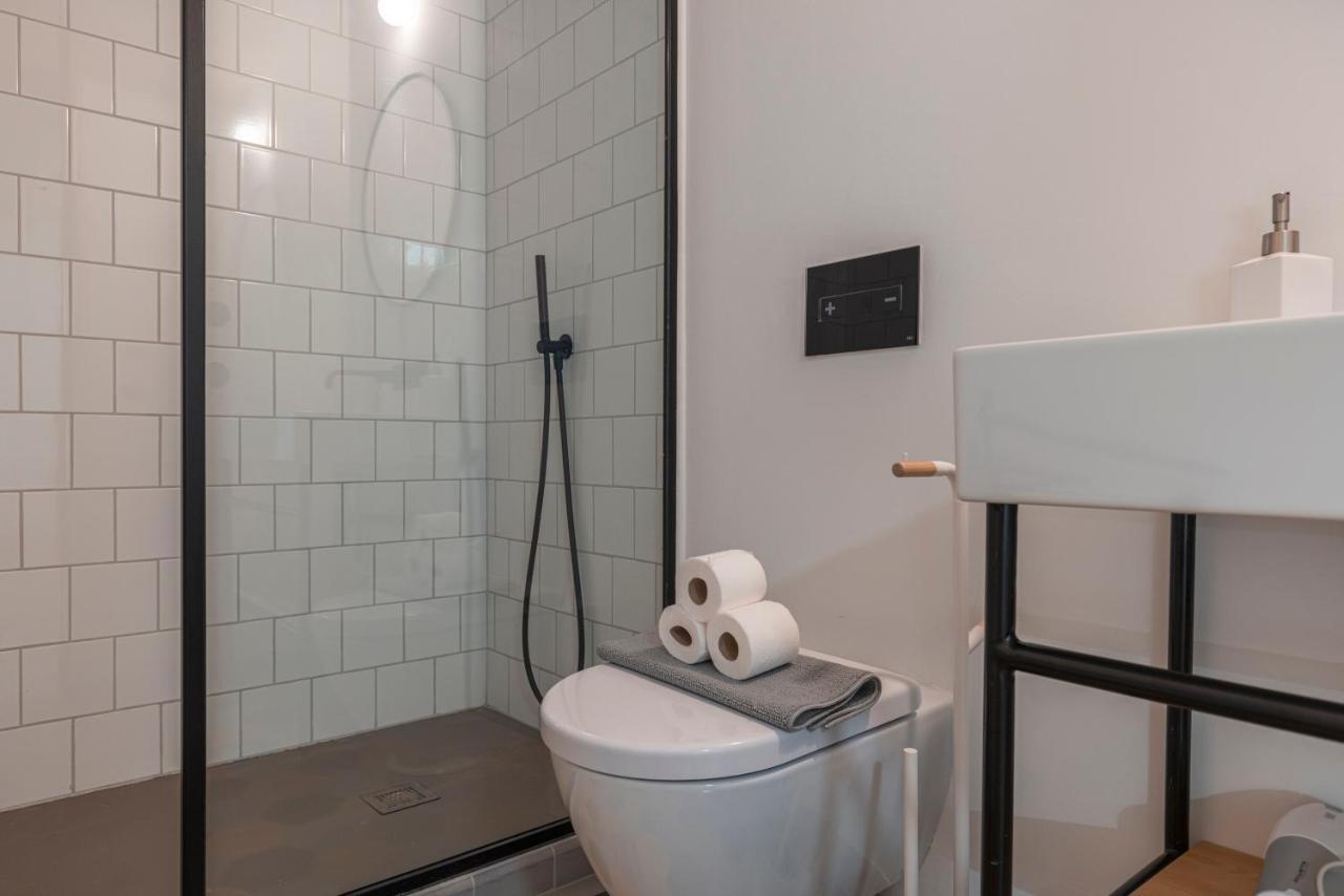 Glamorous 3Bdr Apartment In City Center By Lovelystay Lisbona Esterno foto