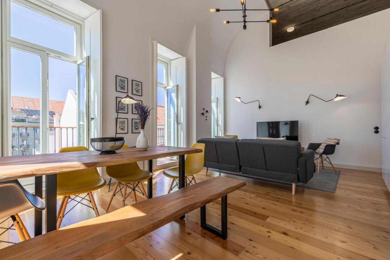 Glamorous 3Bdr Apartment In City Center By Lovelystay Lisbona Esterno foto