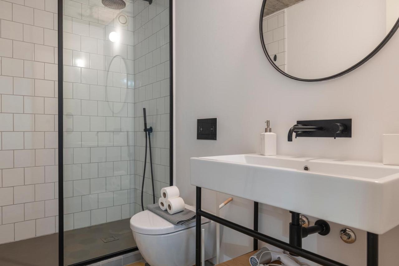 Glamorous 3Bdr Apartment In City Center By Lovelystay Lisbona Esterno foto